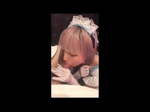 ❤️ Јапански идол [маиука], костим француске собарице, први део, пушење и дркање са лосионом Слутс код нас